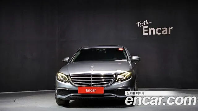 Mercedes-Benz E-Class 2018 — фото 3