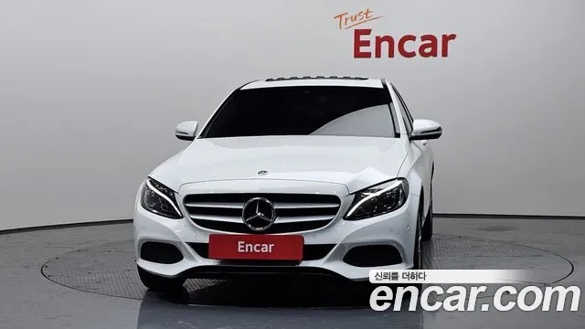 Mercedes-Benz C-Class 2017 — фото 3