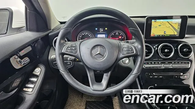 Mercedes-Benz C-Class 2017 — фото 13