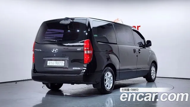 Hyundai Starex 2016 — фото 2