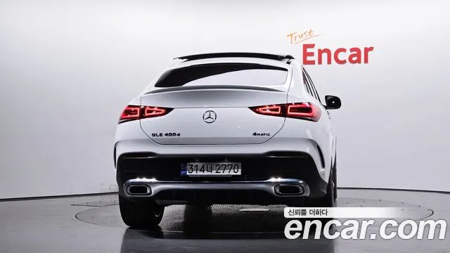 Mercedes-Benz GLE-Class 2023 — фото 4