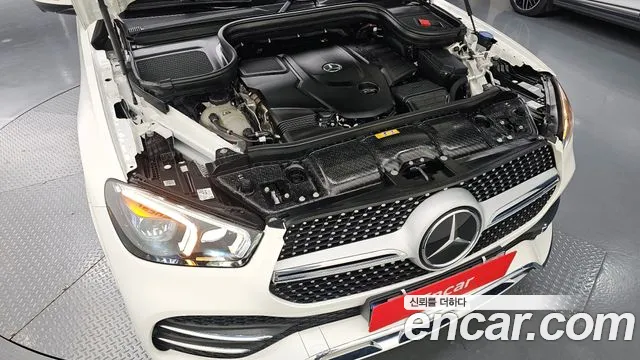 Mercedes-Benz GLE-Class 2023 — фото 6