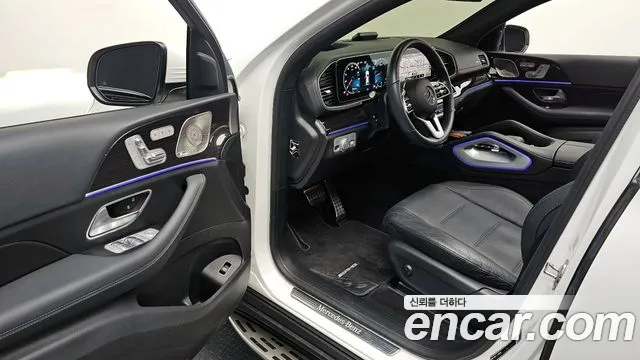 Mercedes-Benz GLE-Class 2023 — фото 11