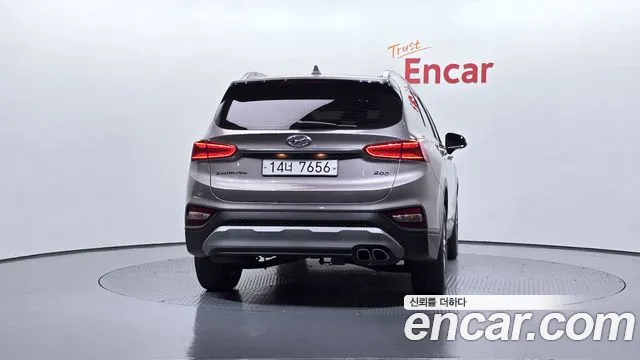 Hyundai Santafe 2019 — фото 4