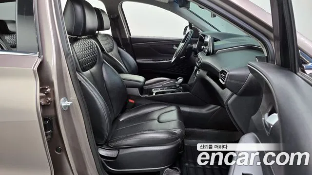 Hyundai Santafe 2019 — фото 10
