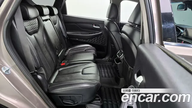 Hyundai Santafe 2019 — фото 12