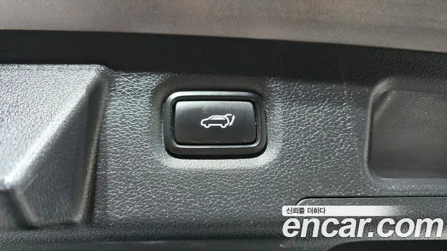 Hyundai Santafe 2019 — фото 20
