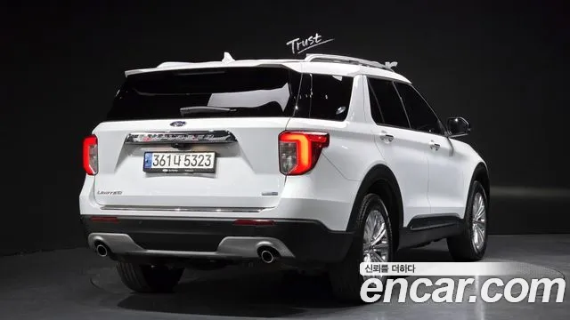 Ford Explorer 2020 — фото 2