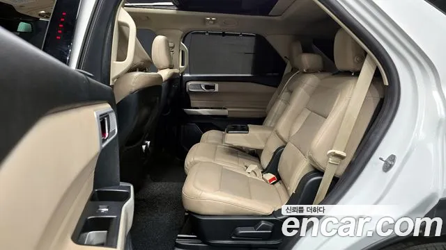 Ford Explorer 2020 — фото 12