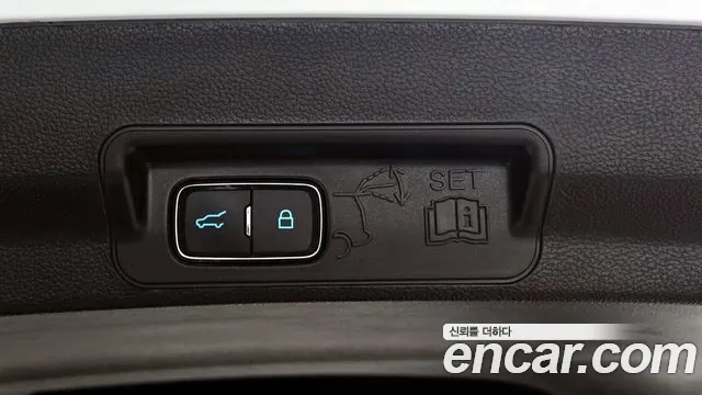 Ford Explorer 2020 — фото 20