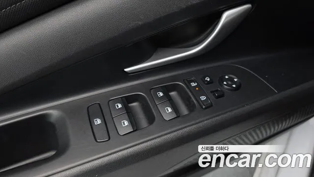 Hyundai AVANTE 2024 — фото 18