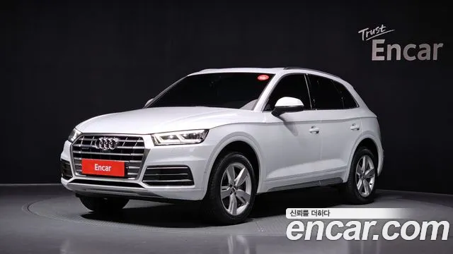 Audi Q5 2020 — фото 1