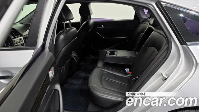 Hyundai Sonata 2015 — фото 18