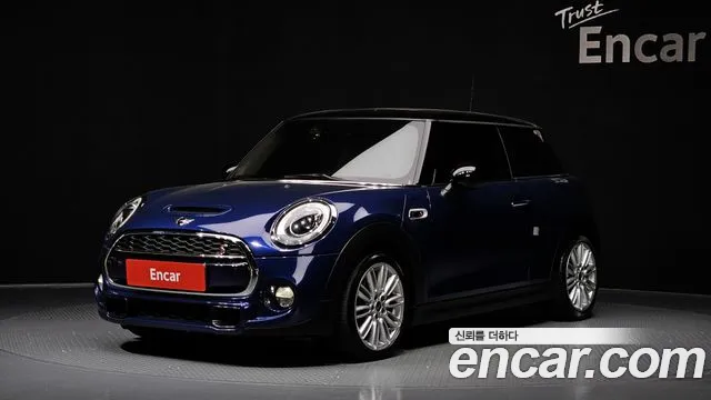 Mini Cooper 2017 — фото 1