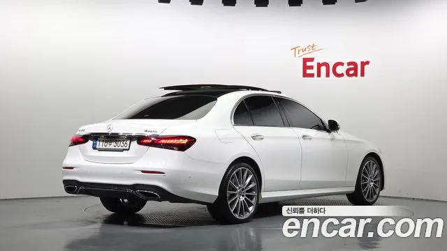 Mercedes-Benz E-Class 2021 — фото 2