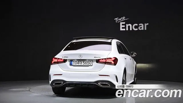 Mercedes-Benz A-Class 2022 — фото 4