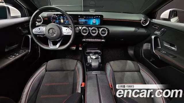 Mercedes-Benz A-Class 2022 — фото 7