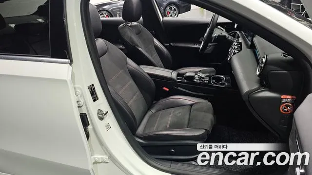 Mercedes-Benz A-Class 2022 — фото 10