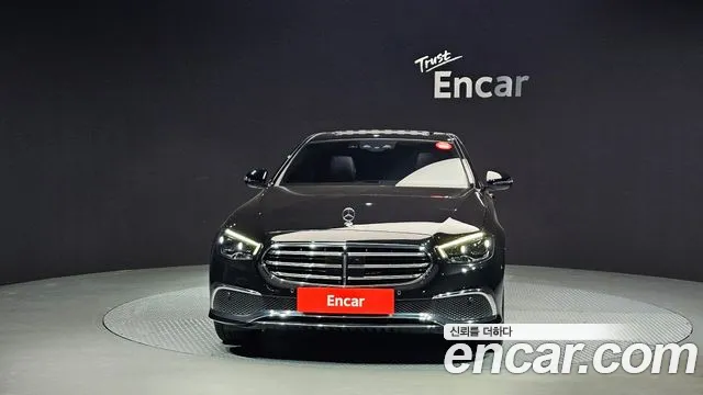 Mercedes-Benz E-Class 2021 — фото 3