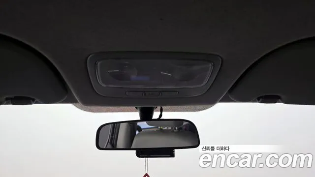 Hyundai Starex 2017 — фото 17