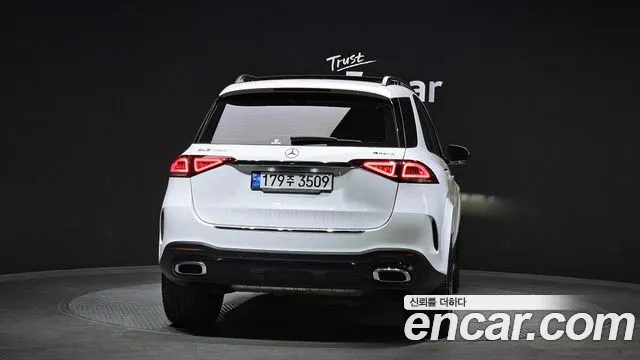 Mercedes-Benz GLE-Class 2022 — фото 4