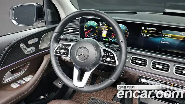 Mercedes-Benz GLE-Class 2022 — фото 13