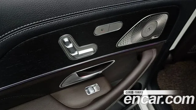 Mercedes-Benz GLE-Class 2022 — фото 17