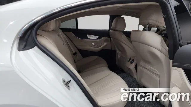 Mercedes-Benz CLS-Class 2023 — фото 12