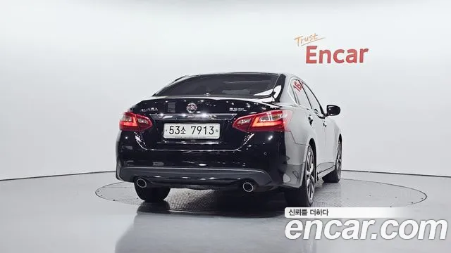 Nissan Altima 2018 — фото 4