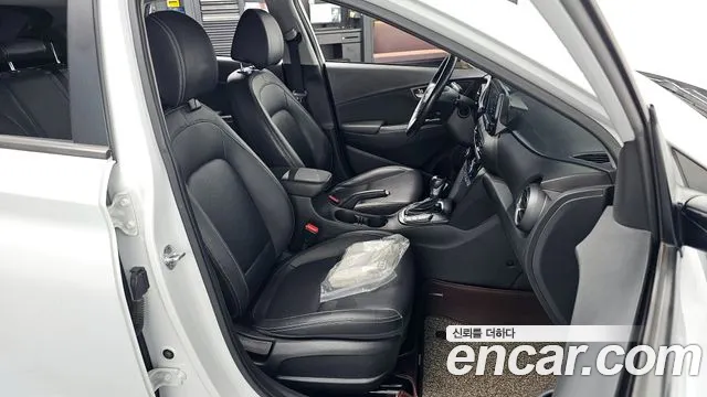 Hyundai Kona 2018 — фото 10