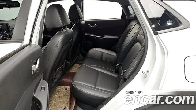 Hyundai Kona 2018 — фото 12