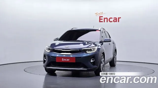 Kia Stonic 2018 — фото 3