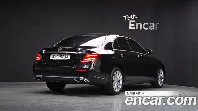 Mercedes-Benz E-Class 2018 — фото 2