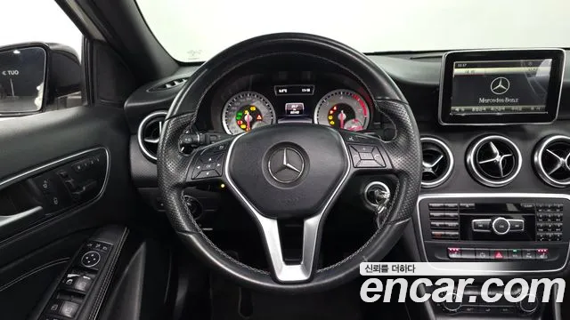 Mercedes-Benz A-Class 2015 — фото 13
