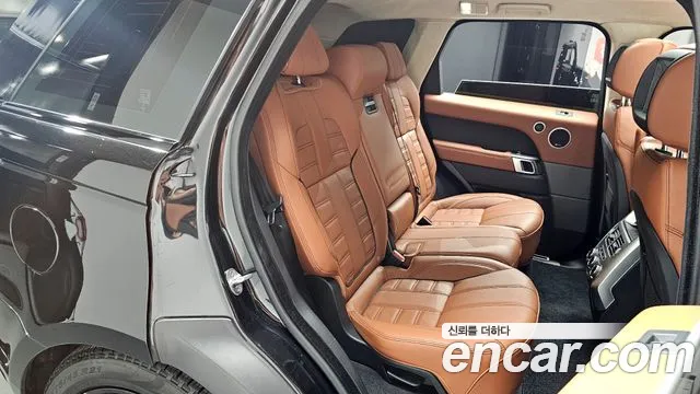 Land Rover Range Rover Sport 2016 — фото 12