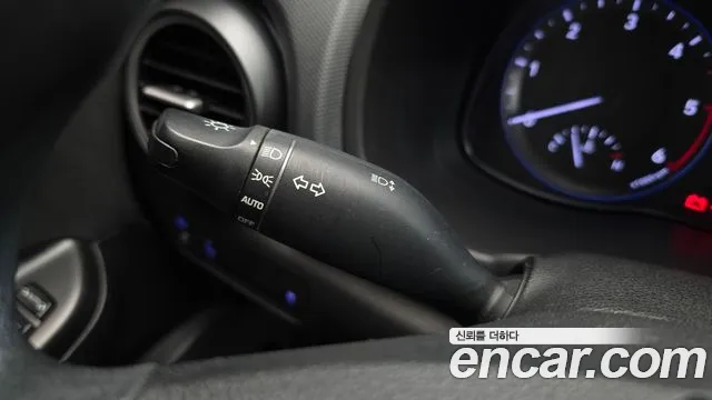 Hyundai Kona 2018 — фото 17