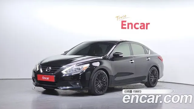 Nissan Altima