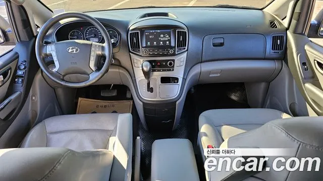 Hyundai Starex 2020 — фото 7