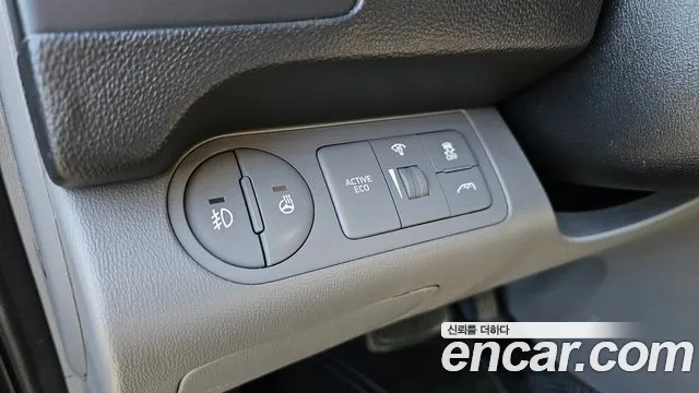 Hyundai Starex 2020 — фото 14