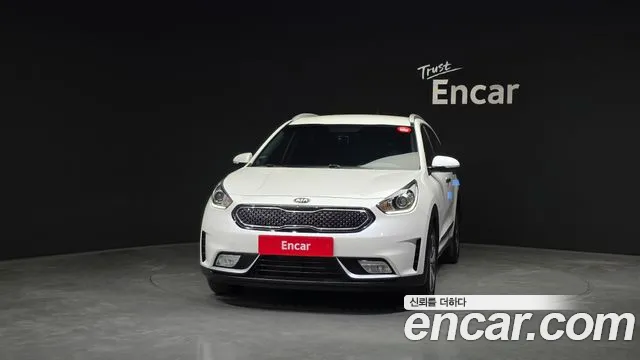 Kia Niro 2017 — фото 3