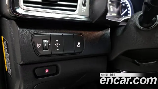Kia Niro 2017 — фото 15