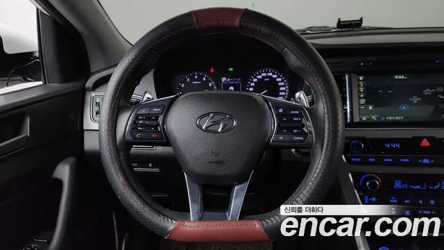 Hyundai Sonata 2016 — фото 13