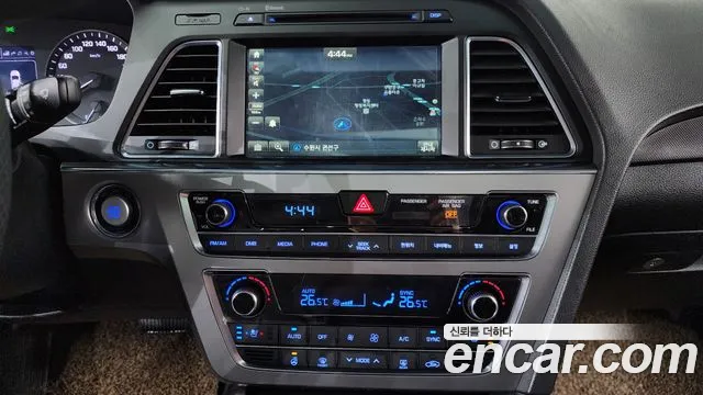 Hyundai Sonata 2016 — фото 15