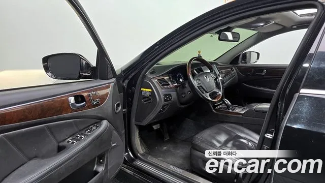 Hyundai Equus 2015 — фото 11