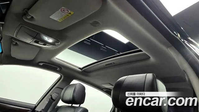 Hyundai Equus 2015 — фото 19