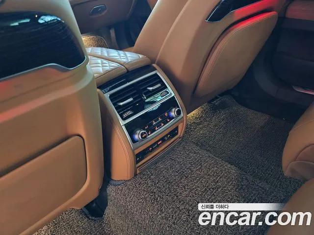 BMW 7-Series 2021 — фото 17