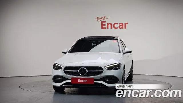 Mercedes-Benz C-Class 2023 — фото 2