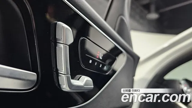 Mercedes-Benz C-Class 2023 — фото 17