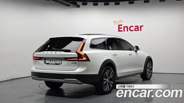 Volvo V90 2025 — фото 2