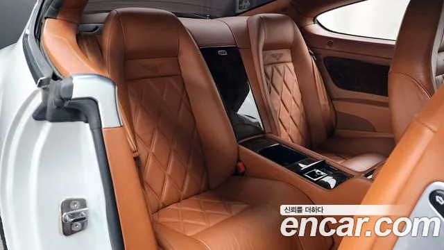 Bentley Continental 2006 — фото 12